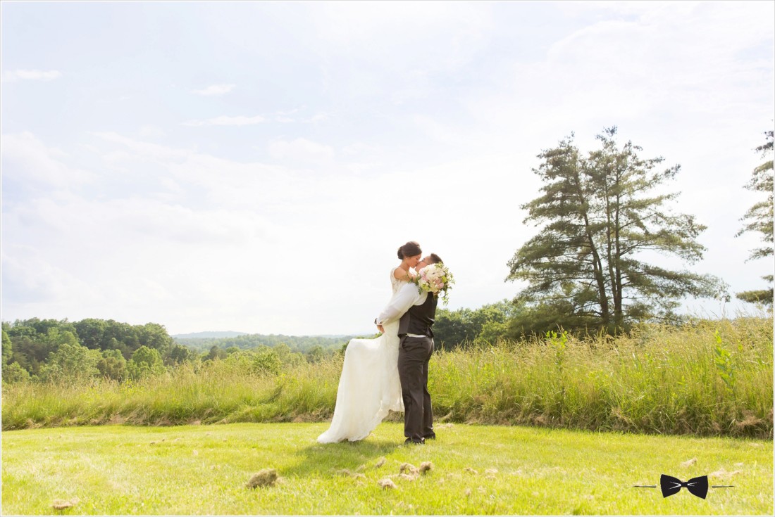 Guildford Farm Wedding bride and groom